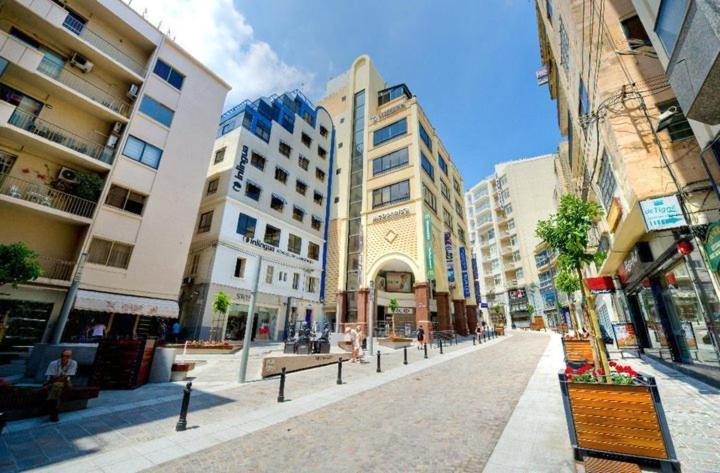 Modern Apartment In The Best Area Of 슬리에마 외부 사진